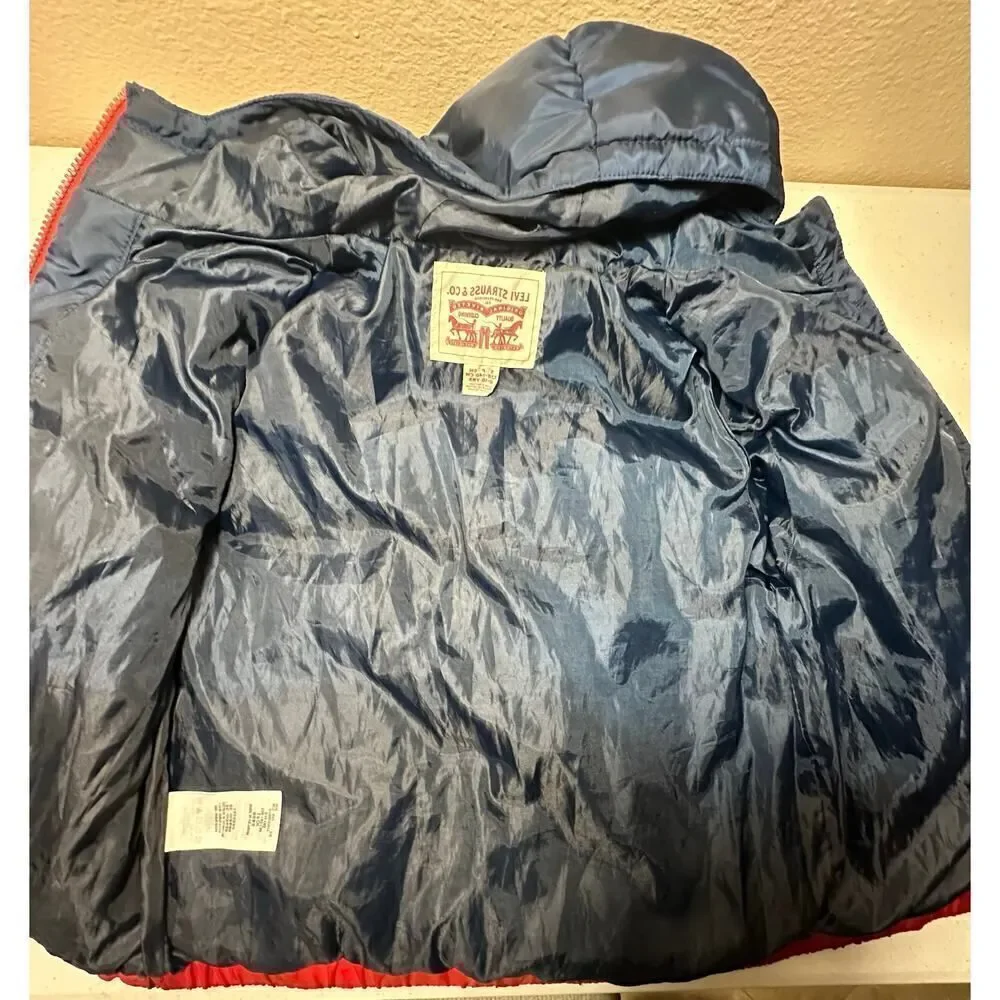 VINTAGE Levi’s Y2K Full Zip Hooded Puffer Jacket Youth Boy Small Stranger Things